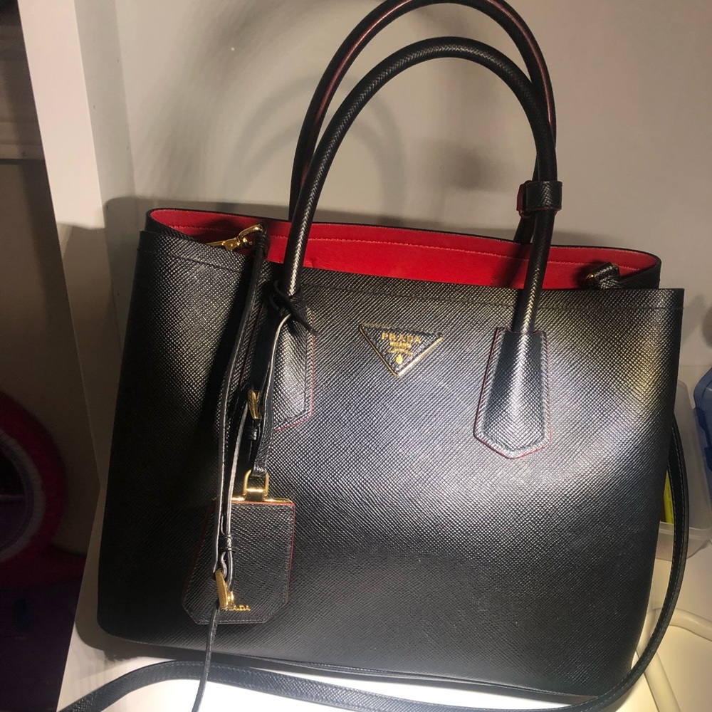 Prada Saffiano cuir medium Double tote